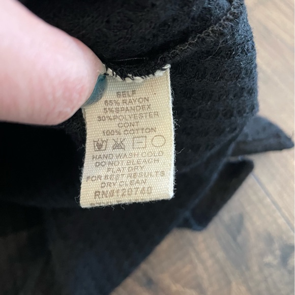 Mystree Women Black Thermal with Cut Out Shoulders Women S - Picture 3 of 5